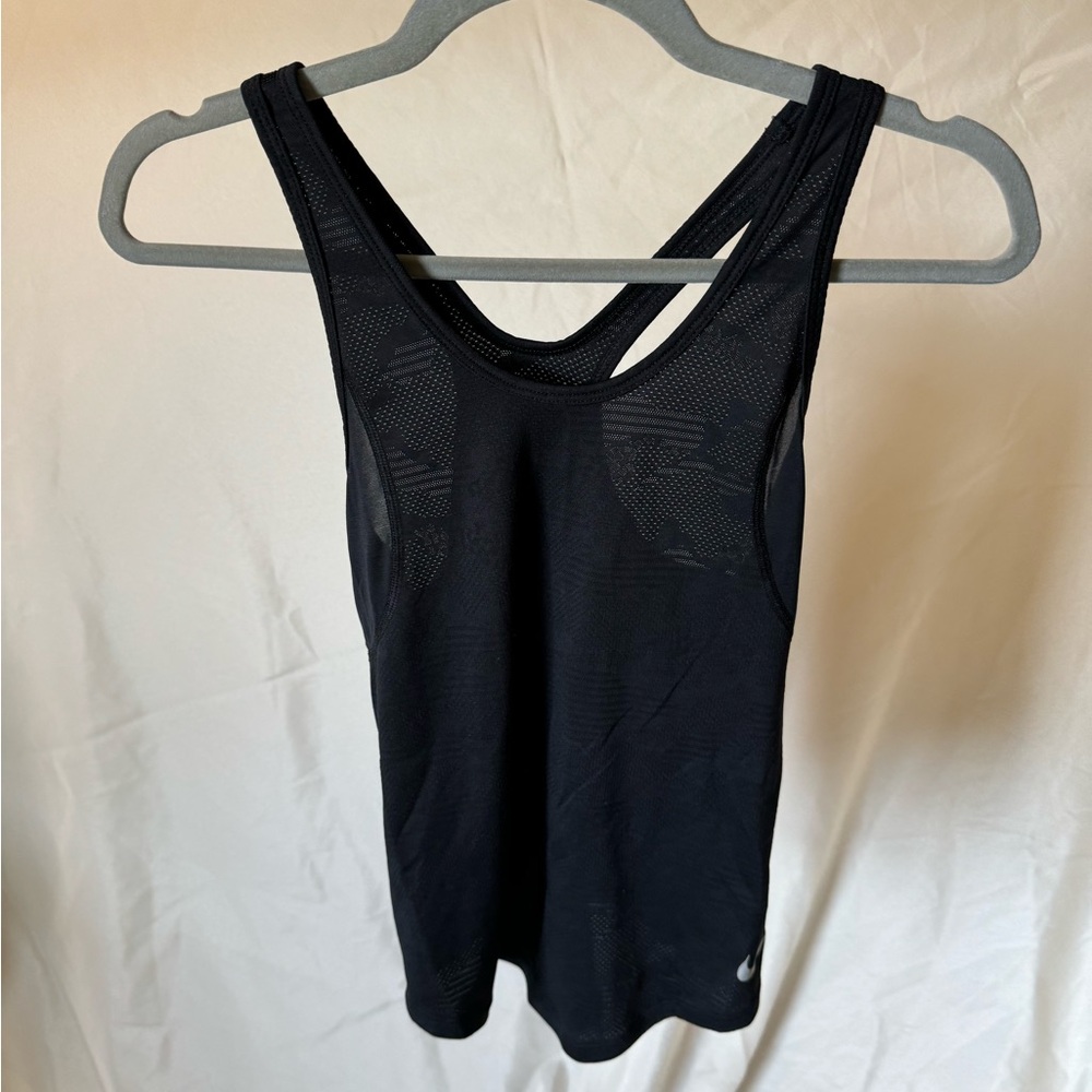 Nike Dri-Fit Black Racerback Workout Tank Top | Women’s Workout Tank Top